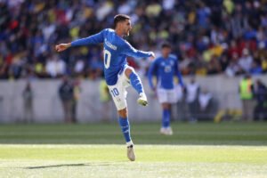 Italy beat Ecuador with goals from Pellegrini and Barella.
