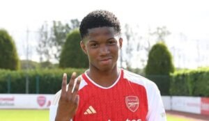 Man Utd FINALLY Seal Wonderkid Signing After Months