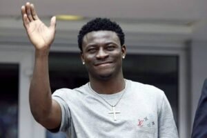 Obafemi Martins Current Club And Salary